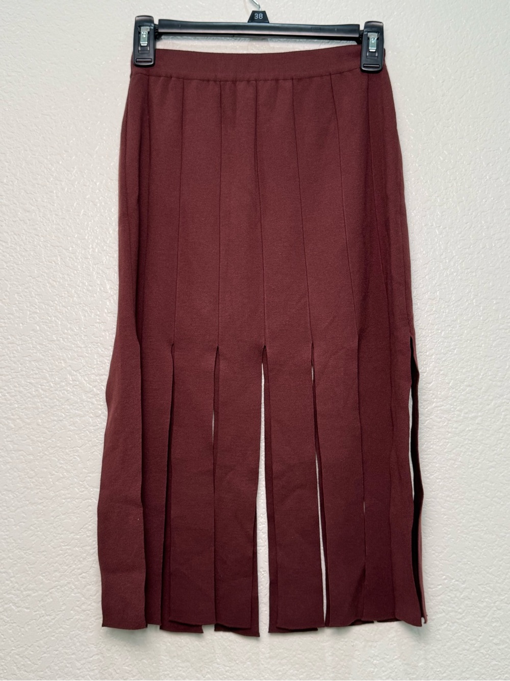 Longchamp SS26 Knit 2 Piece Set S Burgundy Crop Top Fringe Midi Skirt Italy - Picture 11 of 15